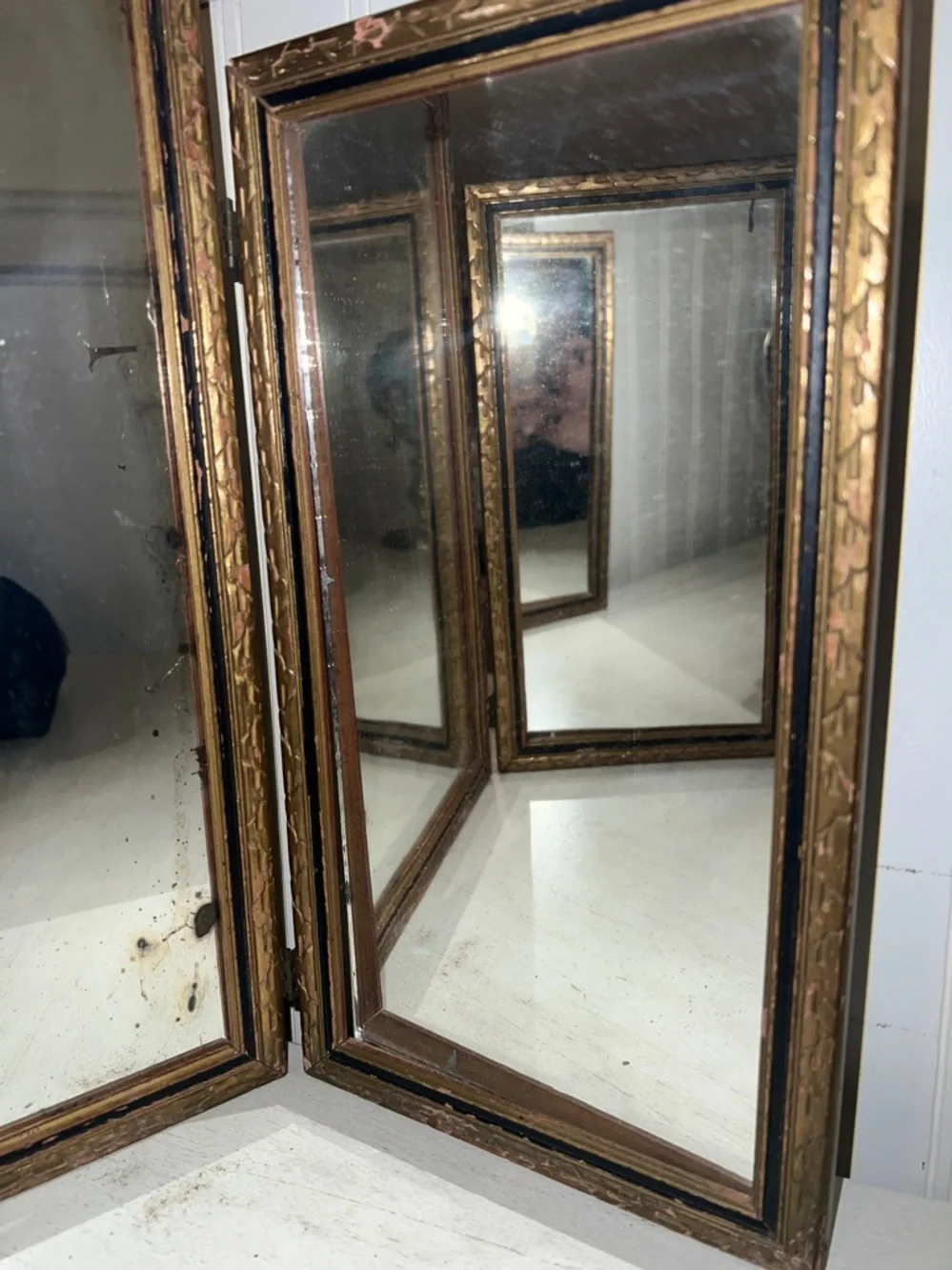 1940s Original Trifold Dressing table mirror or wall hanging